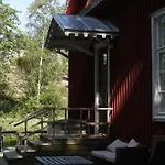Kasarmihotelli *