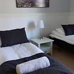 Kasarmihotelli Hotel *