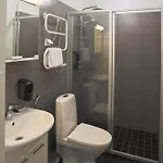 Kasarmihotelli *